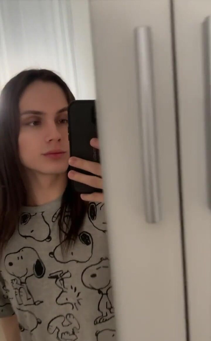 TS Kylie Star: 만족을 필요로 하는 자지 강박관념이 있어, 나를 도와주는 마음?