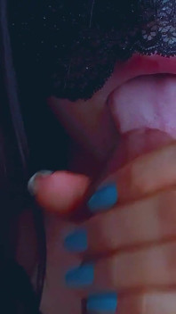 สาวละตินใส่หน้ากากดูดควยสไตล์แฟนสาว - มุมกล้อง POV เต็มๆ
