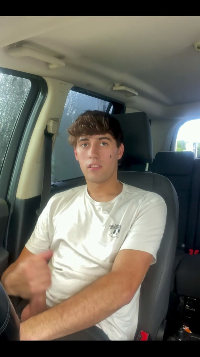Kyle and Kam: เราทุกคนคิดถึงมัน...
