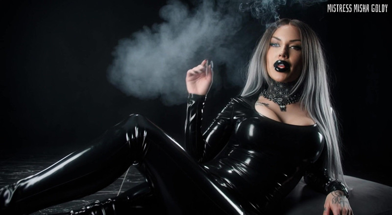 Goddess Misha Goldy: Ze verliest elke keer als ik besluit dat je van...