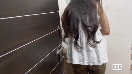 Sammy Sins: 내 자지를 빨아주는 핫한 밀프