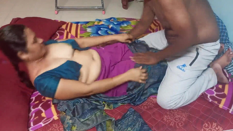 Sexy sindu: L'arrapante saree bhabhi fa il miglior sesso saree