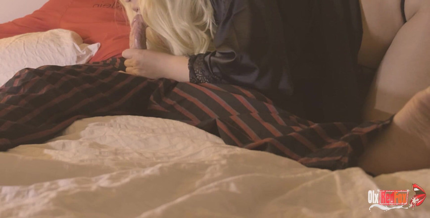 OlxRedFox: Saje nevlastního syna na gauči