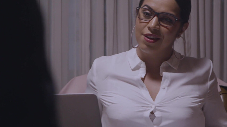 Plenna Filmes: My Therapist Is a Whore