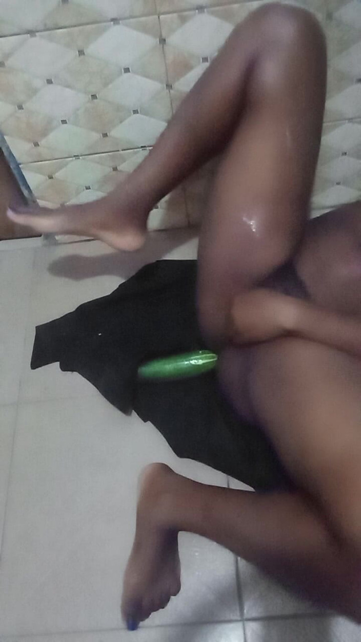 Standoutxx: Fodendo meu cabelo da buceta grande depois de pensar em...