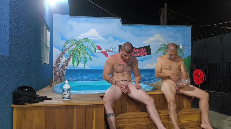 carmonaoficial: Sonunda Carmona ve üvey babası birbirlerinin yarağını aldı