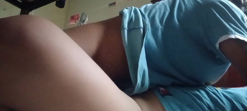 Daddy V: Její Zadek Je Volnější Než Její Kundička