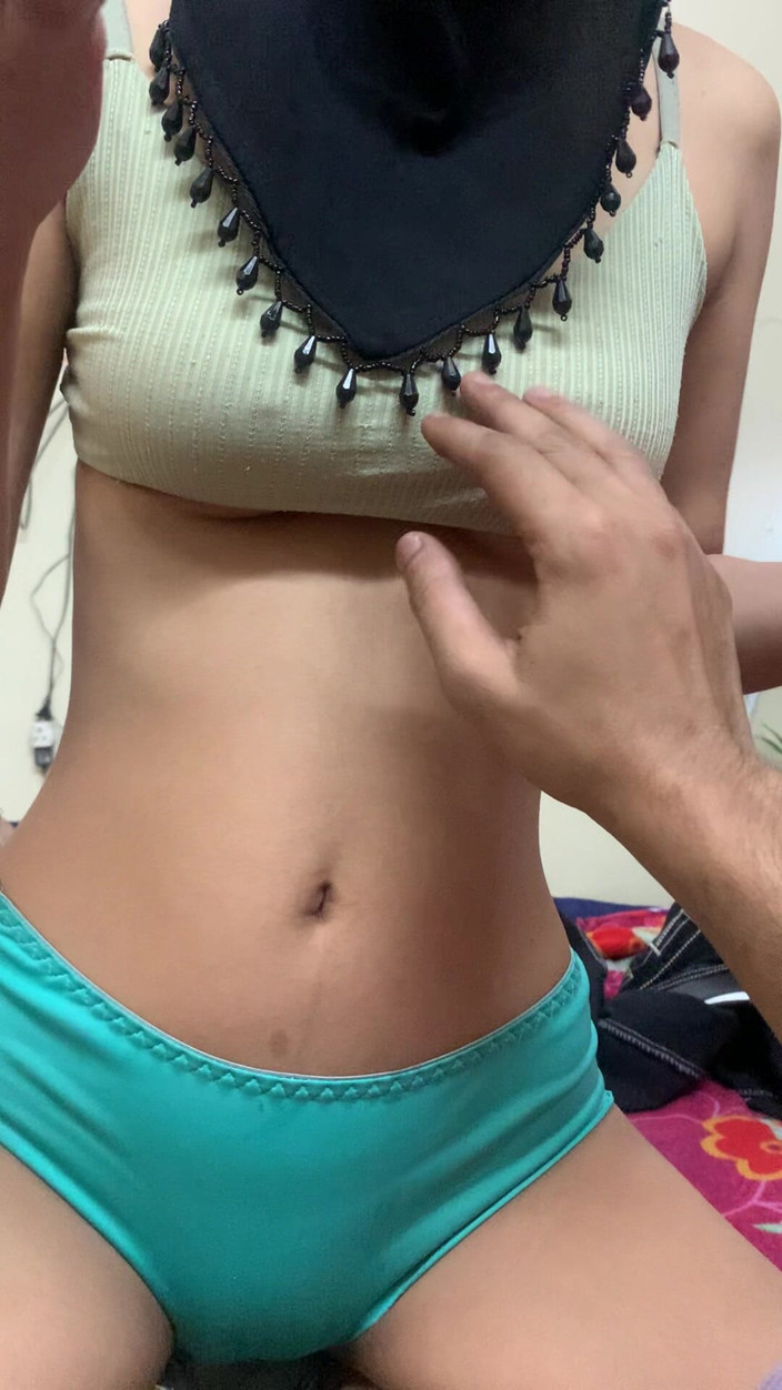 Riya mickey: Лікарня Аюрведа зустрічає емоційну та чуттєву ніч одруженого чоловіка з самотньою дружиною