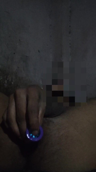 Samadi 69: Jake （jakipz） andrich洗澡并洗他的肌肉发达的屁股