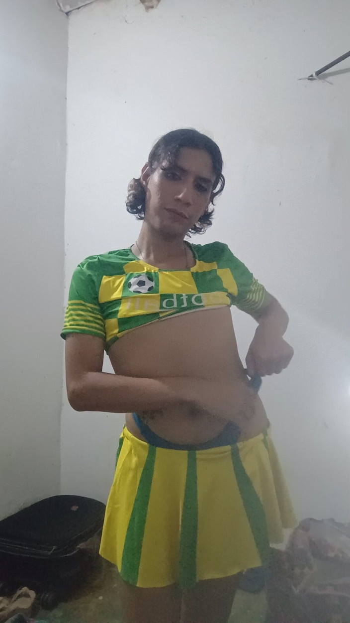 Femboy from Colombia: Dobří hoši do toho dávají všechno