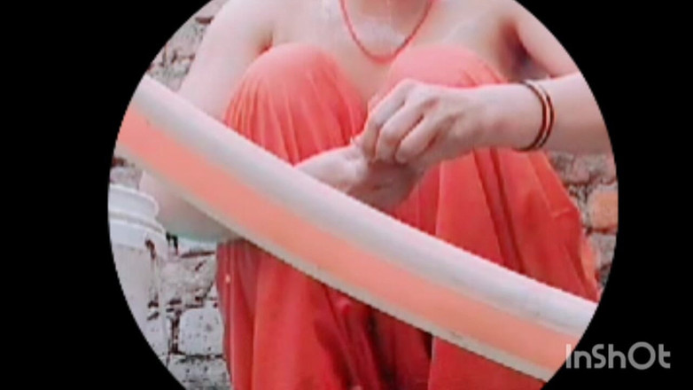 TricolorMusic3: Heißes mädchen badet mms heißes sexy video