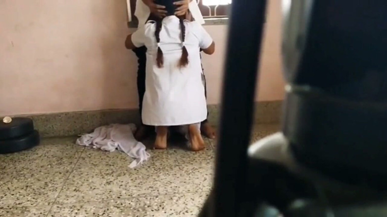 East indian group: Video viral mahasiwi India direkam sama pacarnya