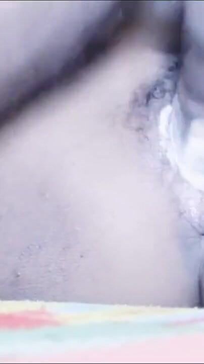 Uttar dinajpur: Village Indian bhabhi getting fucked on the bed.