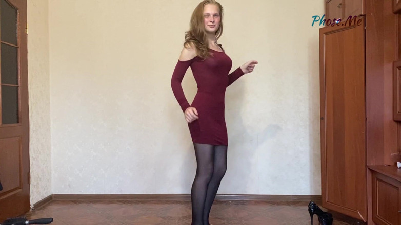 Pantyhose me porn videos: Stacy Modeling Dresses in Black Pantyhose