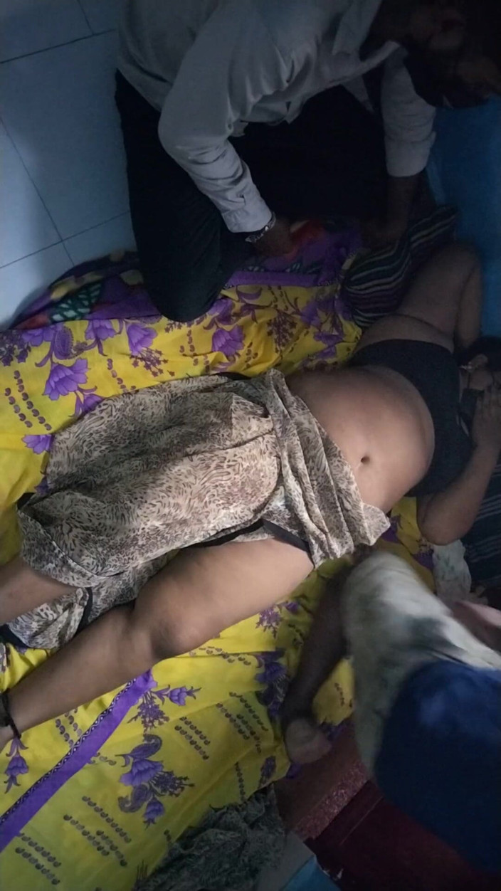 Benita sweety: Hot Tamil Threesome Sex Episode 1