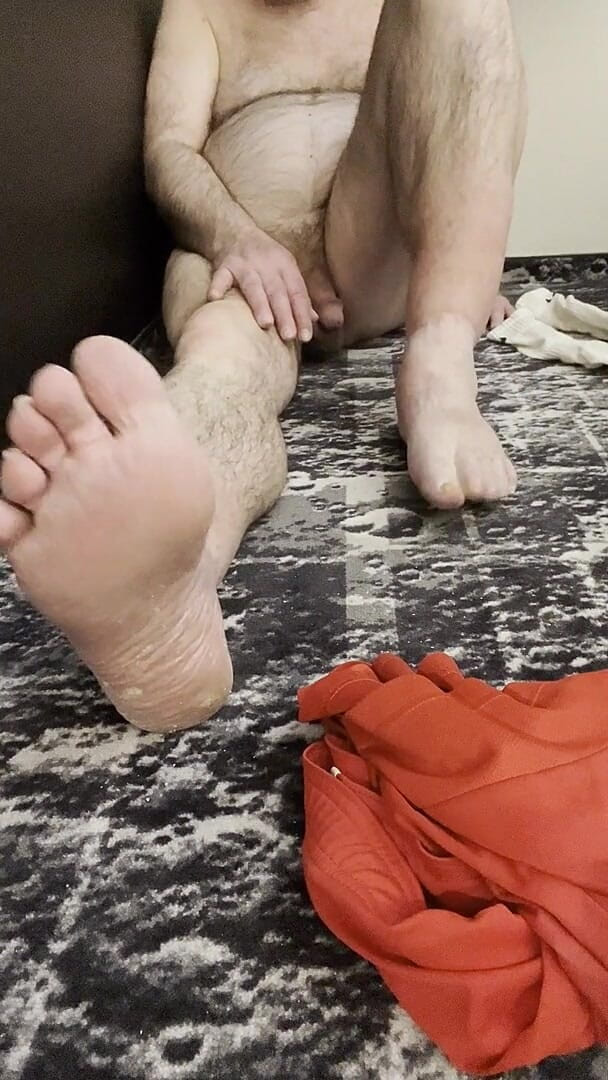 Coach Karl's Bare Feet Bare Balls [8893] (Coach Karl dude lodge)