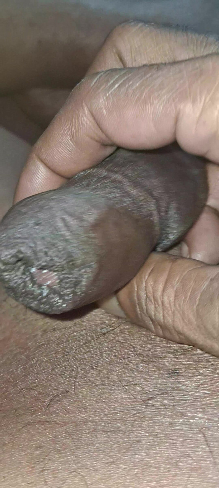 Maddymissile: 내 페니스 가지고 노는 중