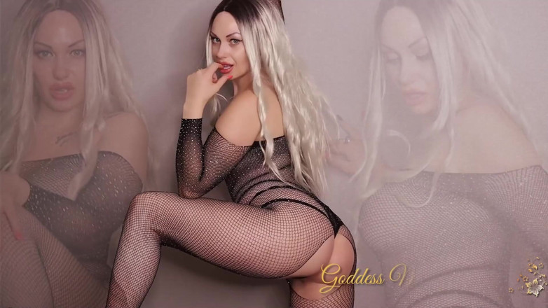 Goddess Misha Goldy: Заворожуючий чоловік перепрограмує, щоб більше не кінчити на свою стару обвислі коров'ячу дружину, а тільки для мене!
