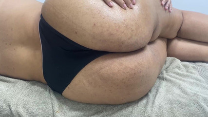 kloyesteicy: Menggosok pantat gemuk