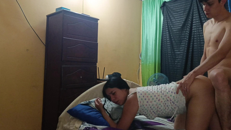 Artemisa74: Moje kolumbijská nevlastní matka mě volá do jejího pokoje, abych...