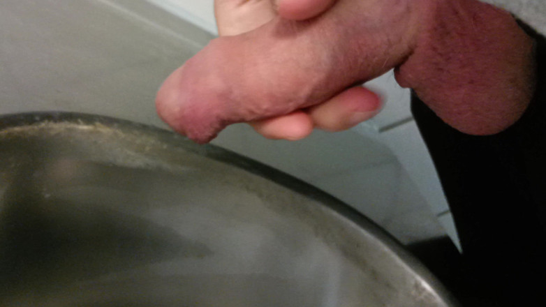 Rockardglans: Orinatoi pubblici che si masturbano indossando abiti da lavoro, sborrano...