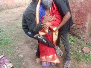 Couplepro: Utomhus första gången därom på det bästa i Rupali bengalisk...