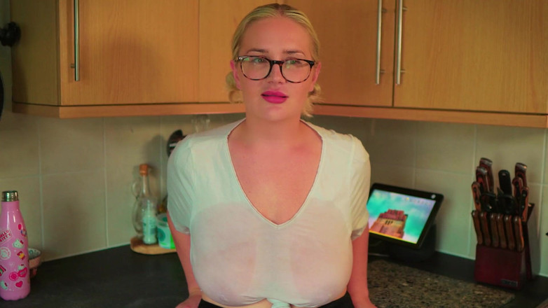 JessieHH: Step-mommy Bred by the Plumber HD