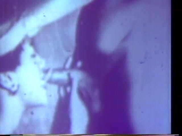 Vintage Usa: Perfect MILF and perfect vintage sex (No audio but music)