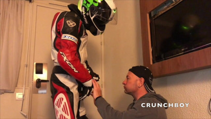 Sex humiliation with french lads: Sexförnedring på hotellet med rak motorcykel