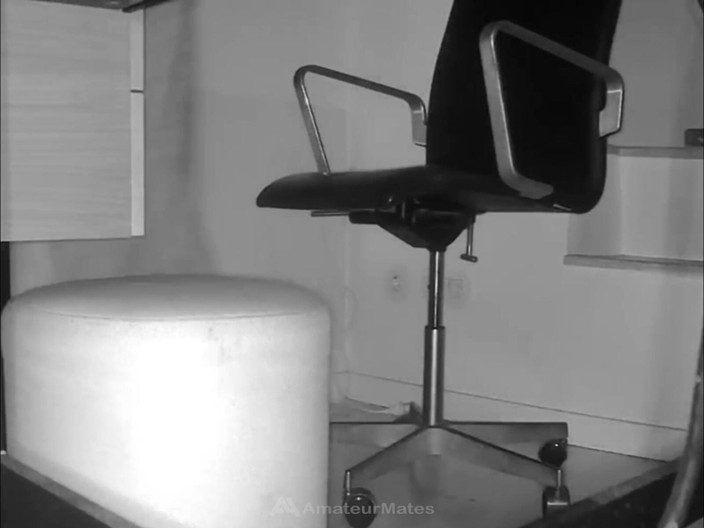 AmateurMates: Versión completa: padrastro amateur azota a su hijastro twink pero...