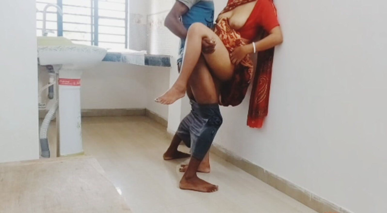 Teensex: Desi quente bhabi sexo satisfação história em cozinha quarto