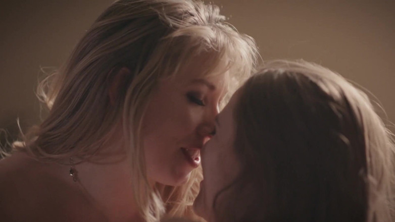 SweetheartVideo: Chicas besando chicas 23 escena2 besos lesbianas mojados