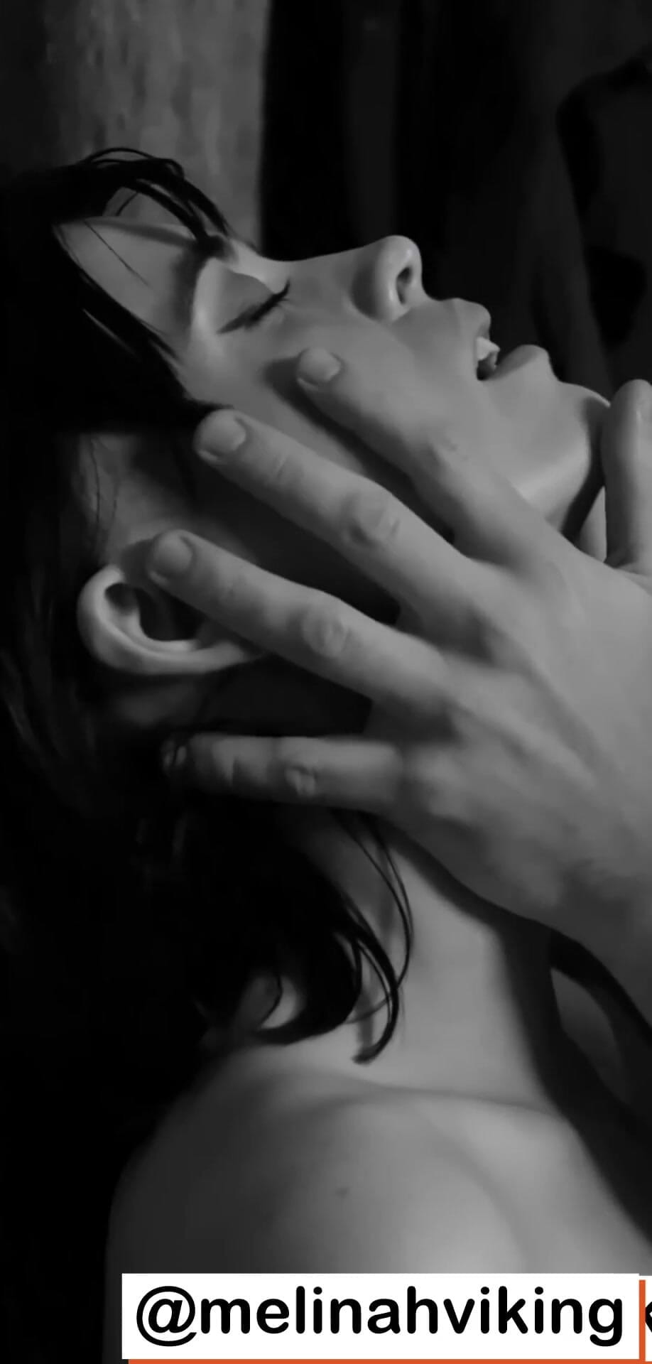 Noir Submissive '16