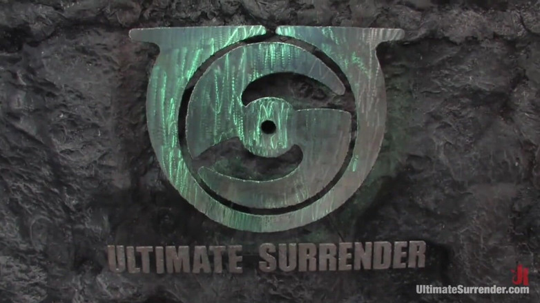 Ultimate surrender by Kink: Паровозик Dragon и Барсук против Ассасина и жулика