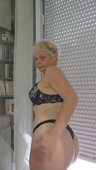 Seksowna milf Sofy naturalna dojrzała kobieta wszystko jest prawdziwe o mnie, jak również wszystko, co robię