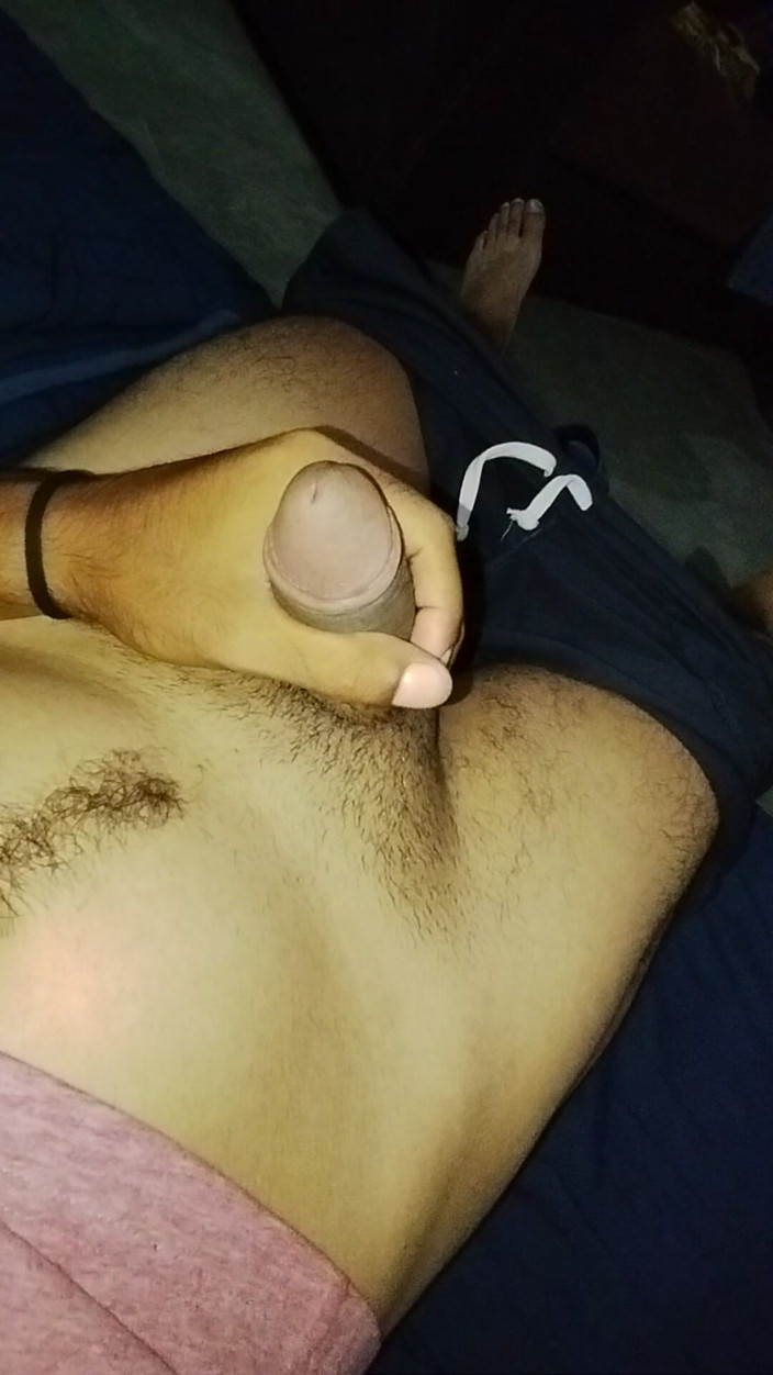 AlexAlejandro13: Saya mulai melihat penis saya