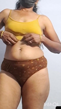 Self Enjoyed with Full Nude Indian Tamil Stepaunty