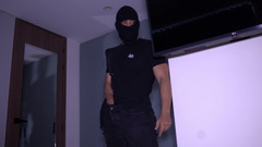 Angel Cruz: Ich gebe der üppigen Brünette den Schwanz und nehme ihre Sachen