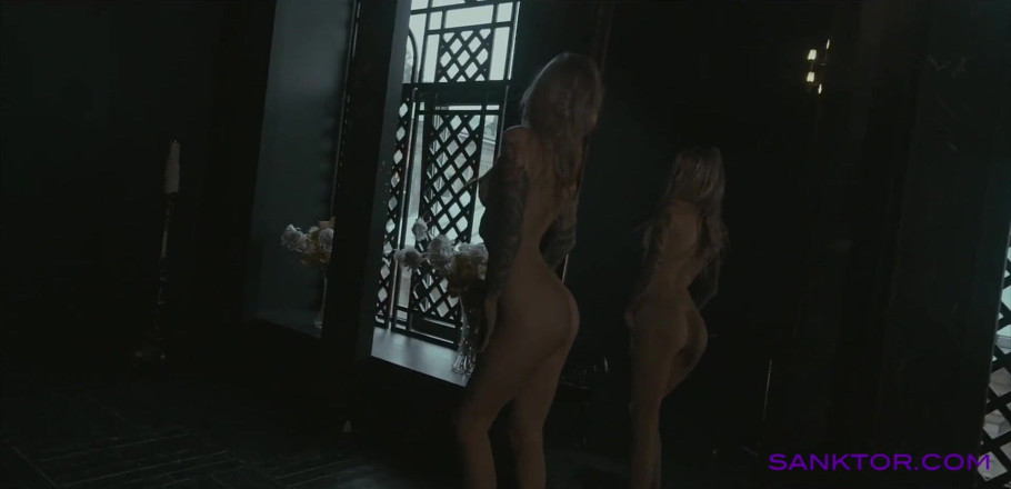 SANKTOR: Tattooed teen is dancing in the dark room