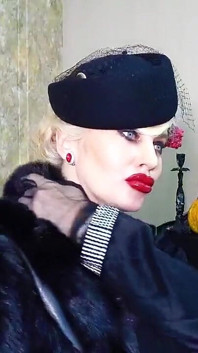 Femdom Made2kiss