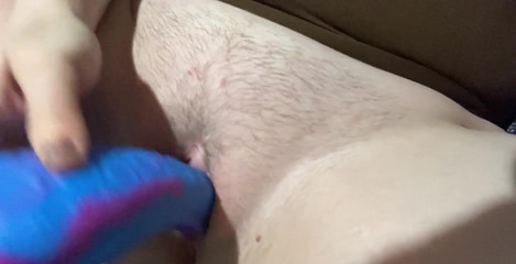 Renee Sakuya: Coño provoca con juguete azul