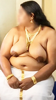 Indian Girl in Traditional Dress, Topless Photoshoot in Jewelry