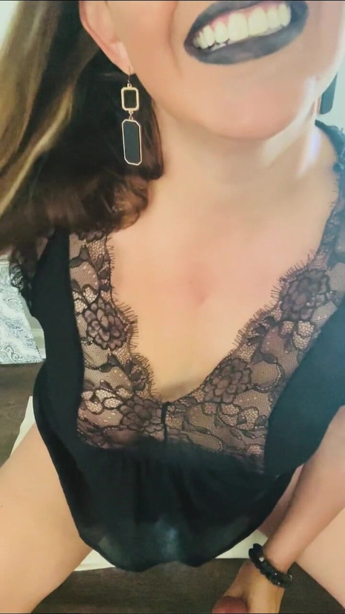 SouthernBellSmoker: JOI Smoking Mistress