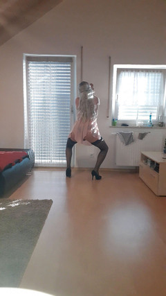 Julia CD: Sexy spodní prádlo crossdresser teen