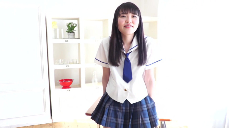 Strix: Làm ơn đừng nhìn tôi, tôi xấu hổ quá. Sumire Souha