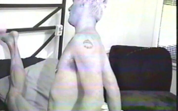 Gay RetroX VHS: Сирий чоловічий енергетичний вибух No6