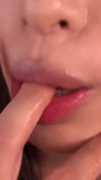 Soe-647: My Girlfriend Is Always Horny (subtitles by Erojapanese)