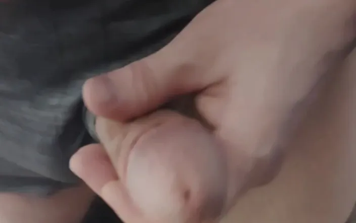 CumArt: Cumshot in Front of the Mirror