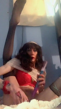 U Wanna Touch Me Dont Ya