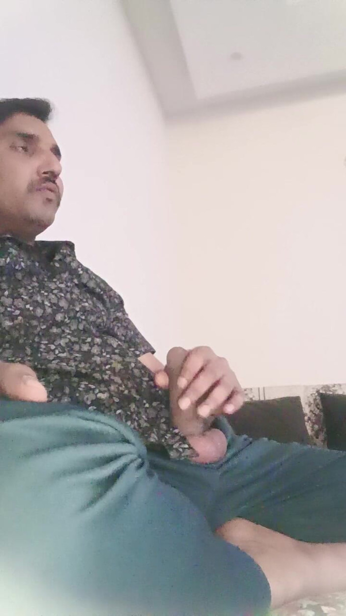 Rajasthani-old-lover: Ofițerul de poliție indian este supt și futut de tatăl vitreg...